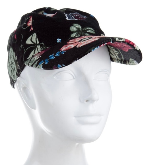 NWT Gucci Canvas Flora Knight Basebal Hat/Cap M 57 & Certificate Of Authenticity